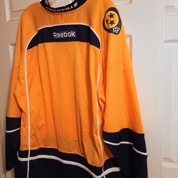 NHL Nashville Predators Long Sleeve Jersey Unisex, L New - Picture 4 of 5